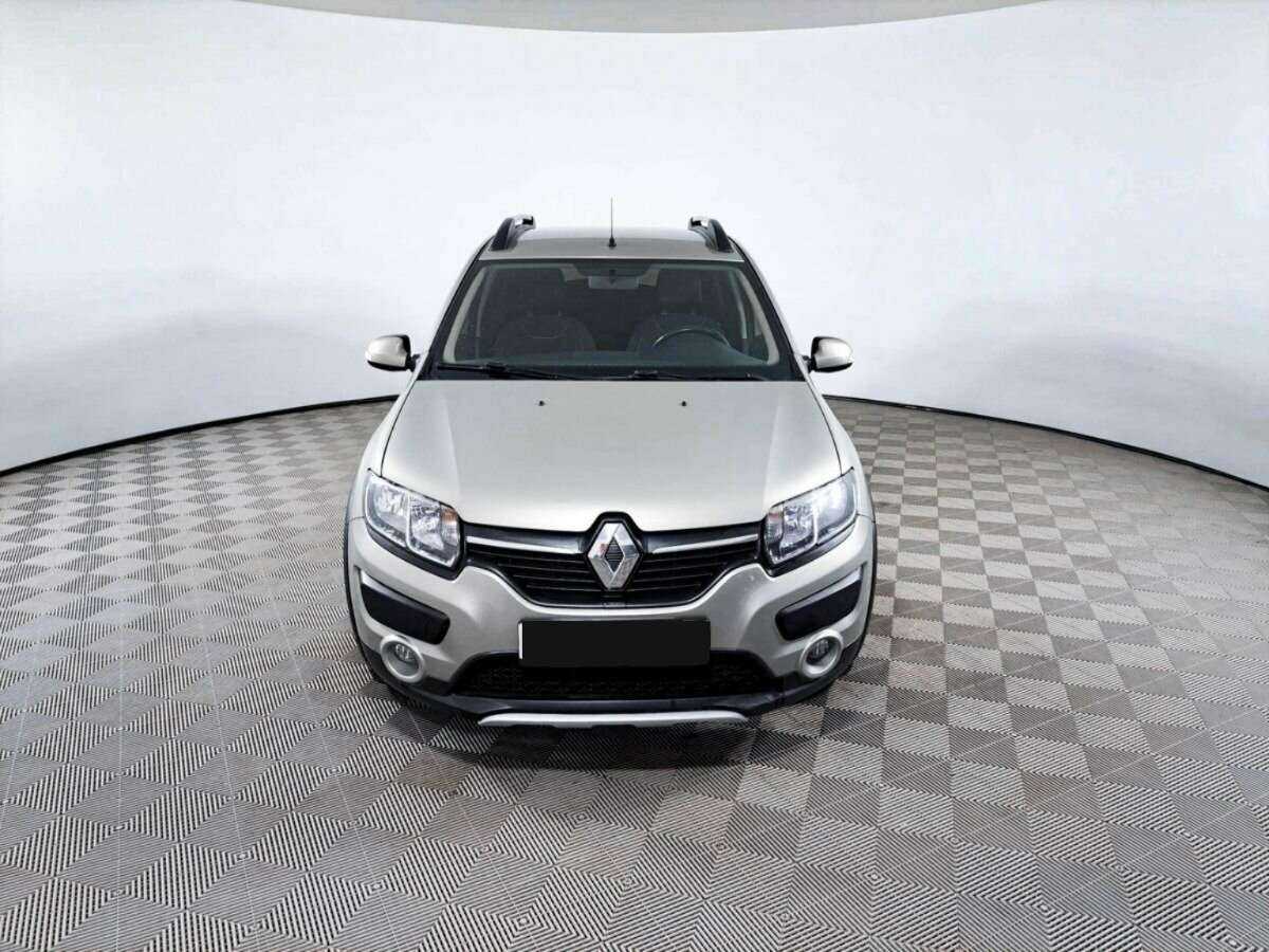 Renault Sandero б/у, 2017, Механическая. Фото: #1