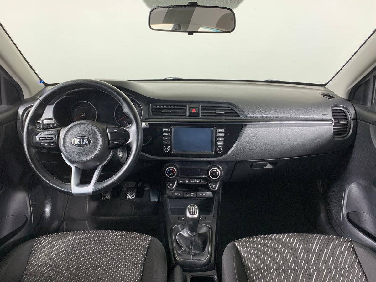 Kia Rio б/у, 2018, Механическая. Фото: #11
