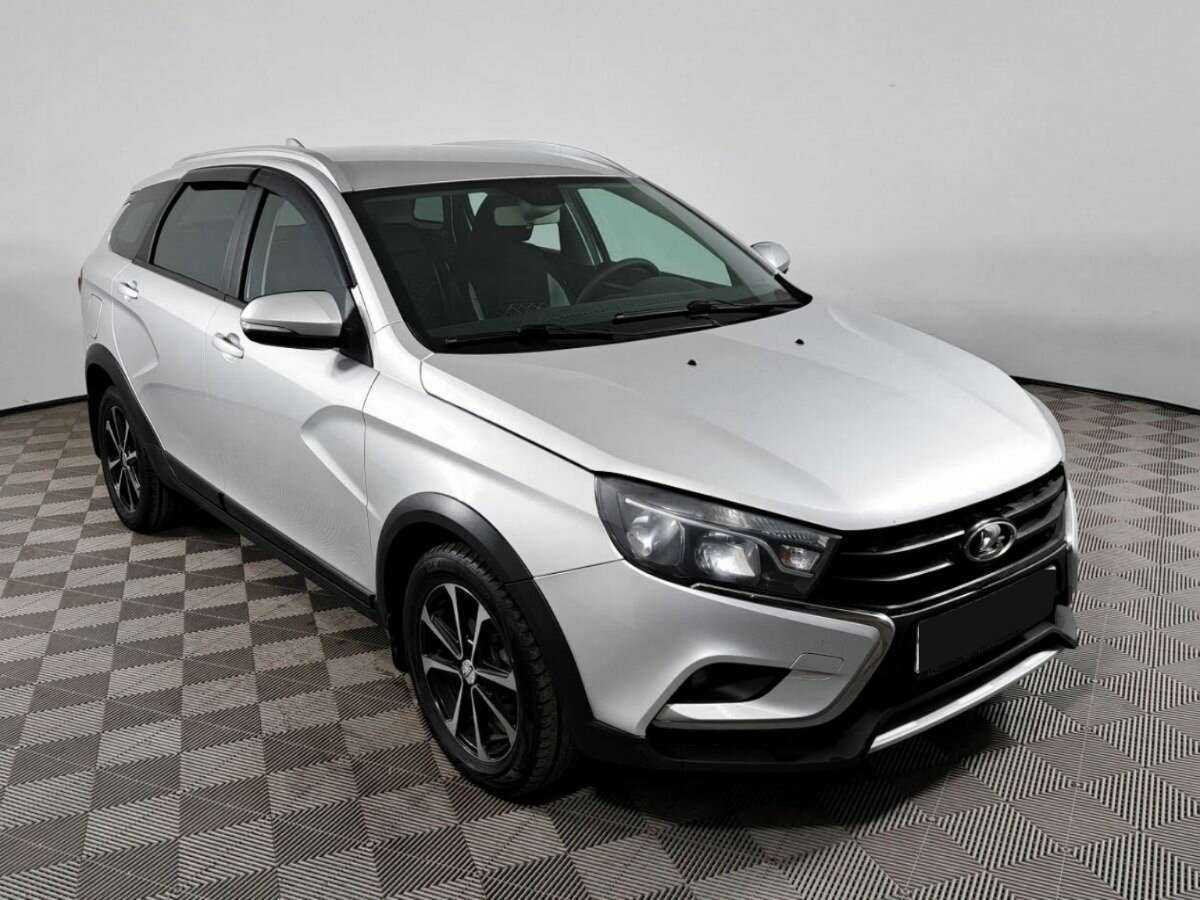 Lada (ВАЗ) Vesta б/у, 2018, Механическая. Фото: #2