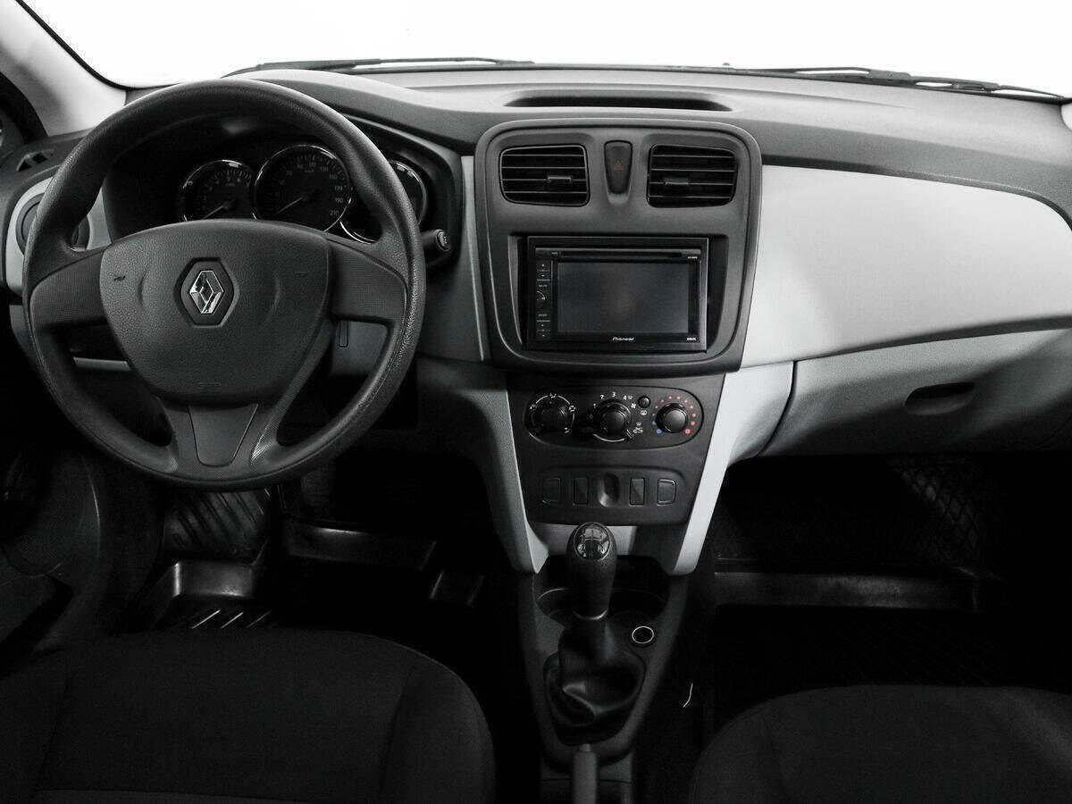Renault Logan б/у, 2014, Механическая. Фото: #12