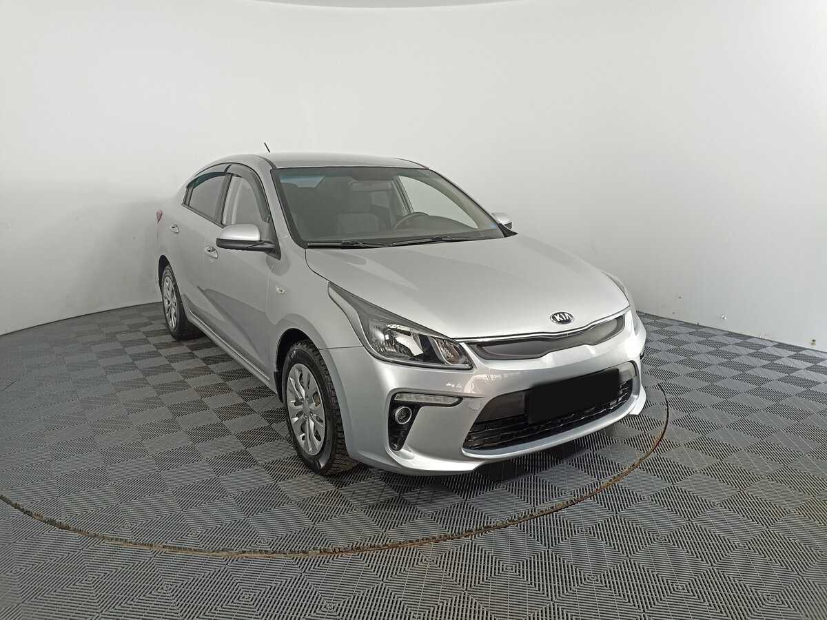 Kia Rio б/у, 2017, Автоматическая. Фото: #2