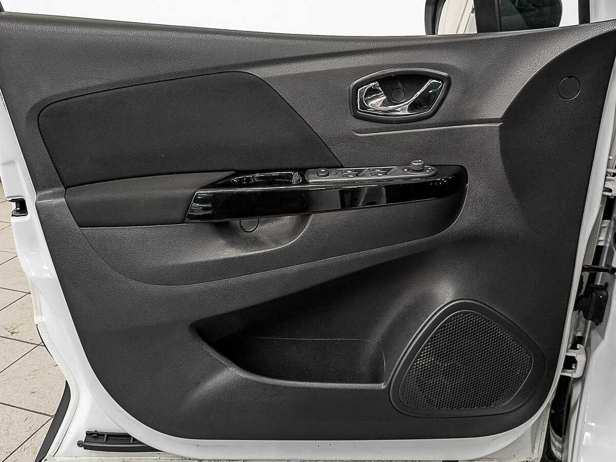 Renault Kaptur б/у, 2017, Вариатор. Фото: #16