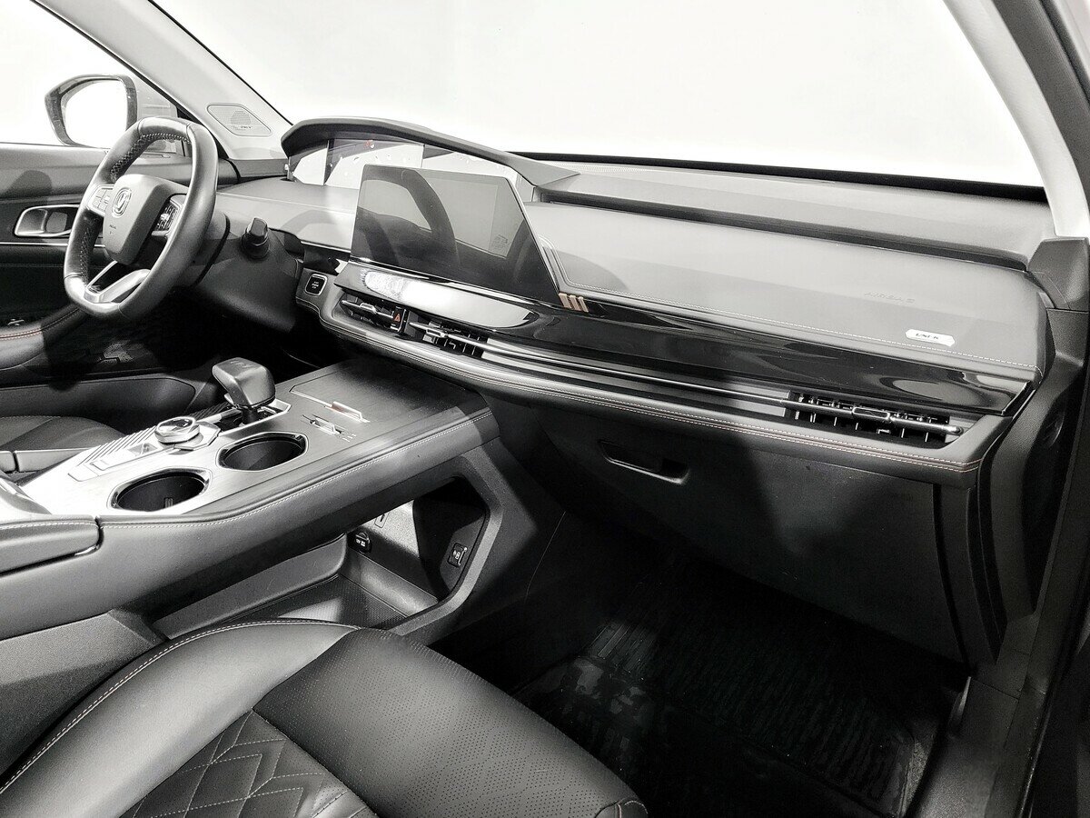 Changan UNI-K б/у, 2023, Автоматическая. Фото: #11