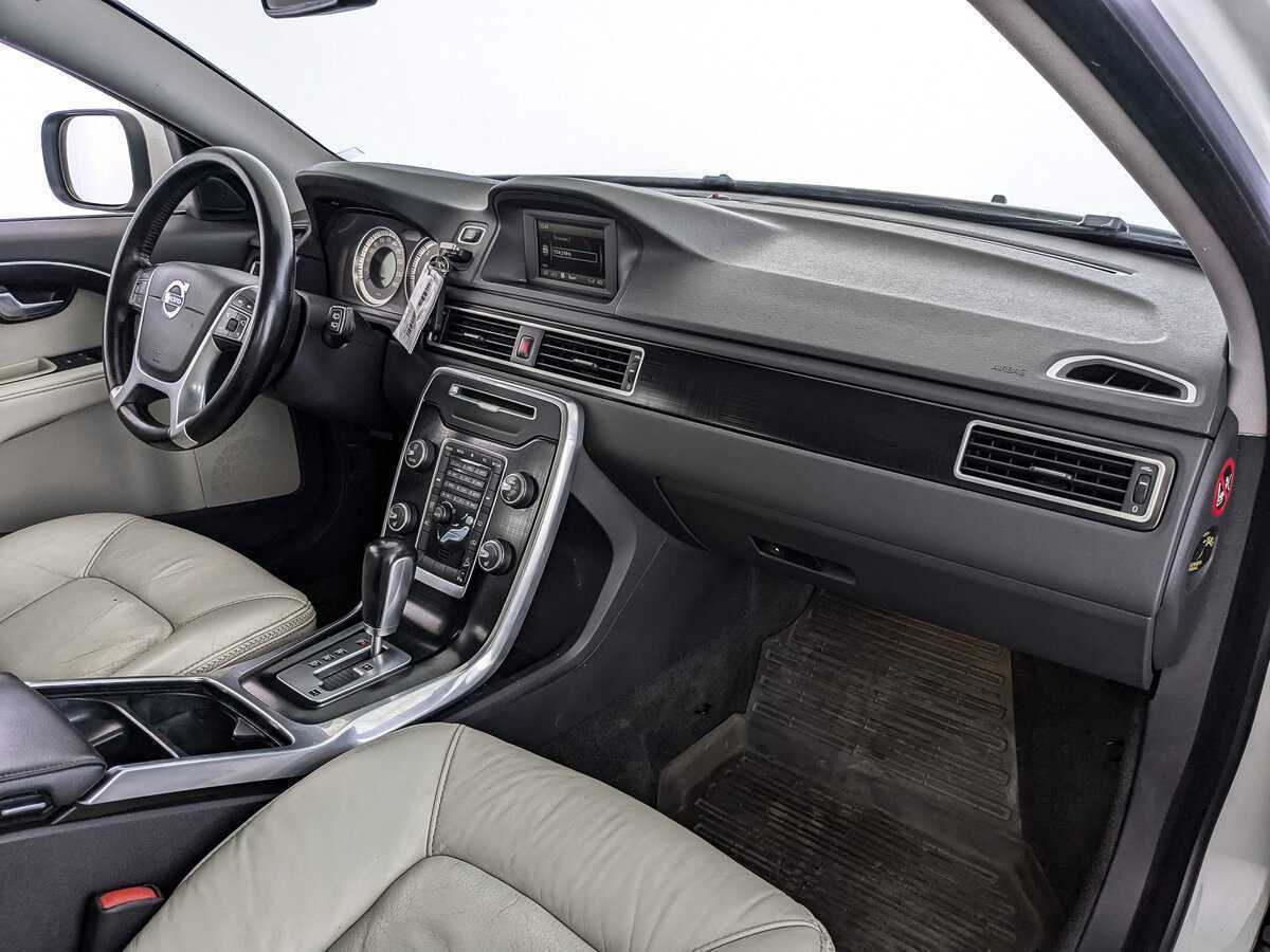Volvo XC70 б/у, 2012, Автоматическая. Фото: #8