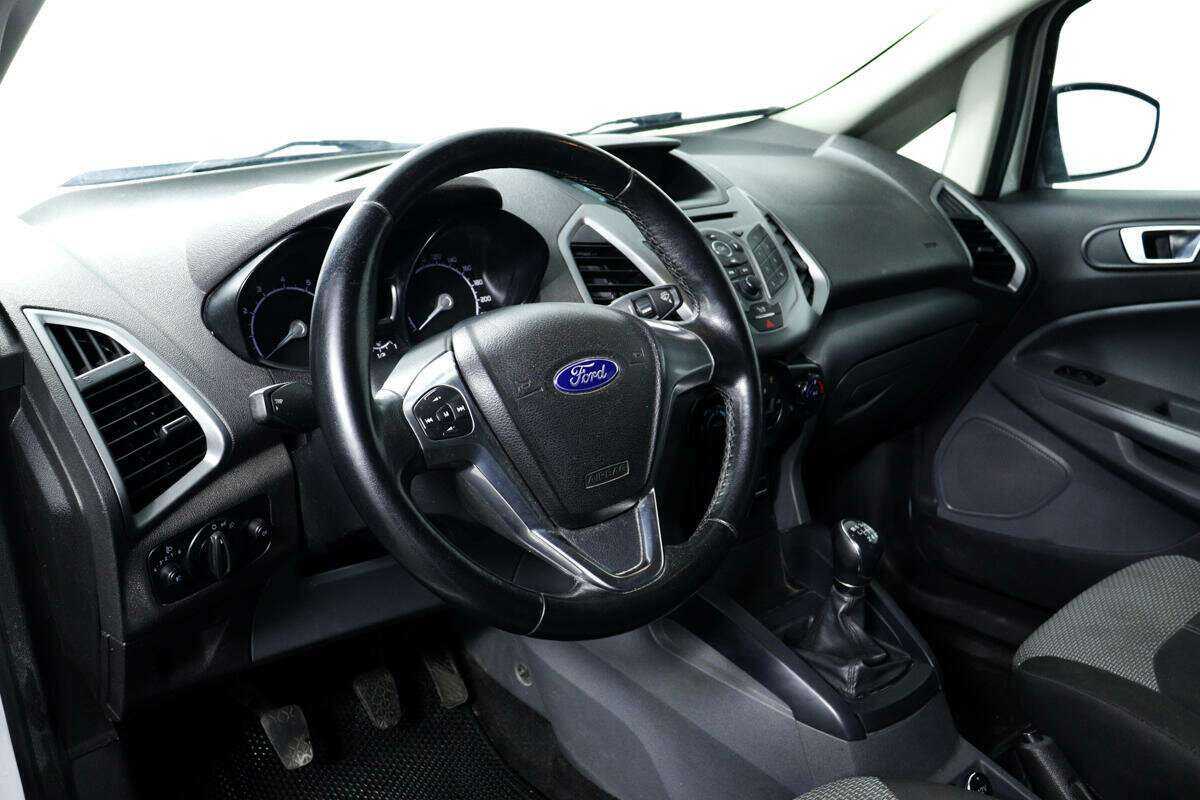 Ford EcoSport б/у, 2015, Механическая. Фото: #10