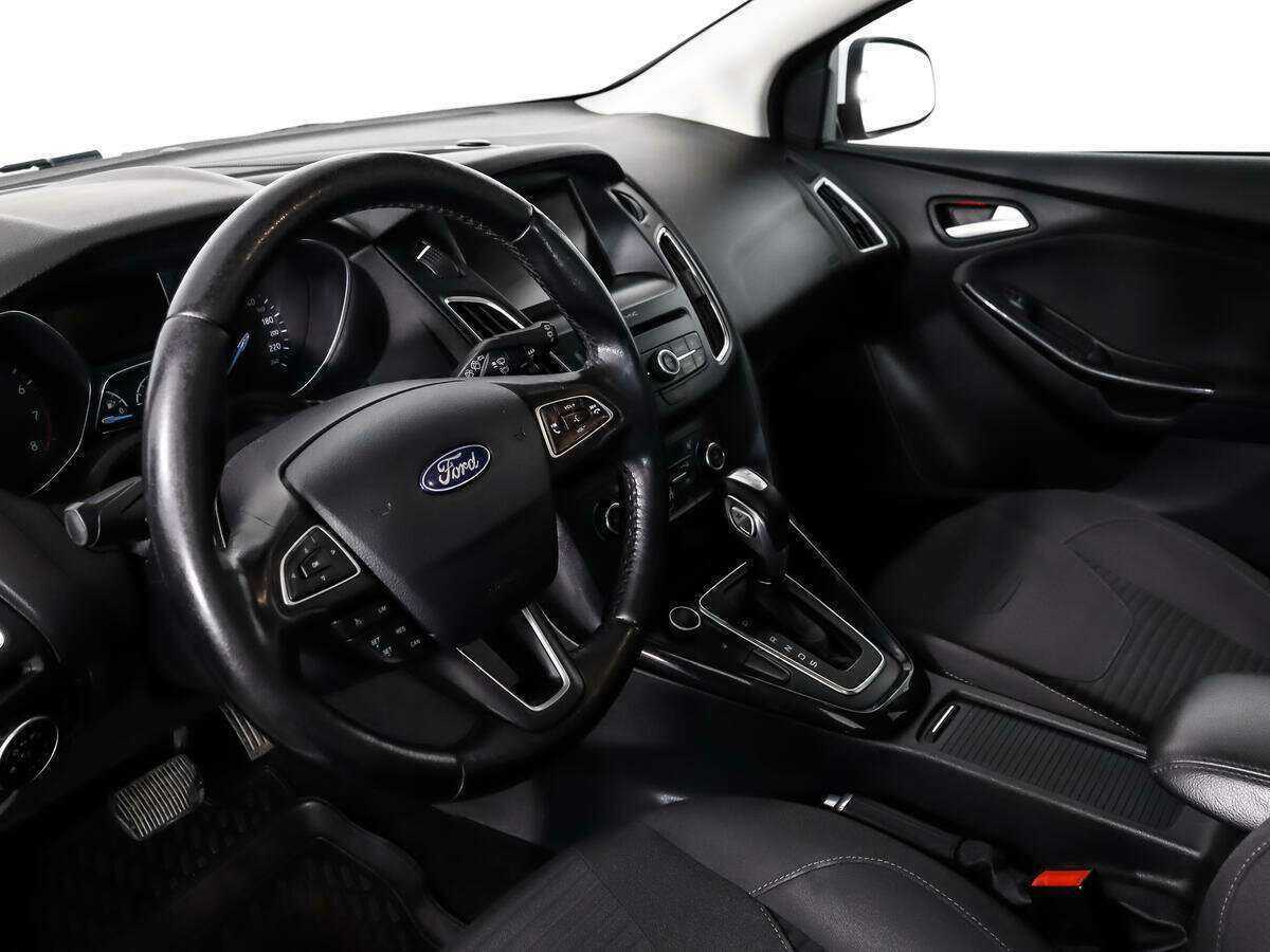 Ford Focus б/у, 2016, Автоматическая. Фото: #8