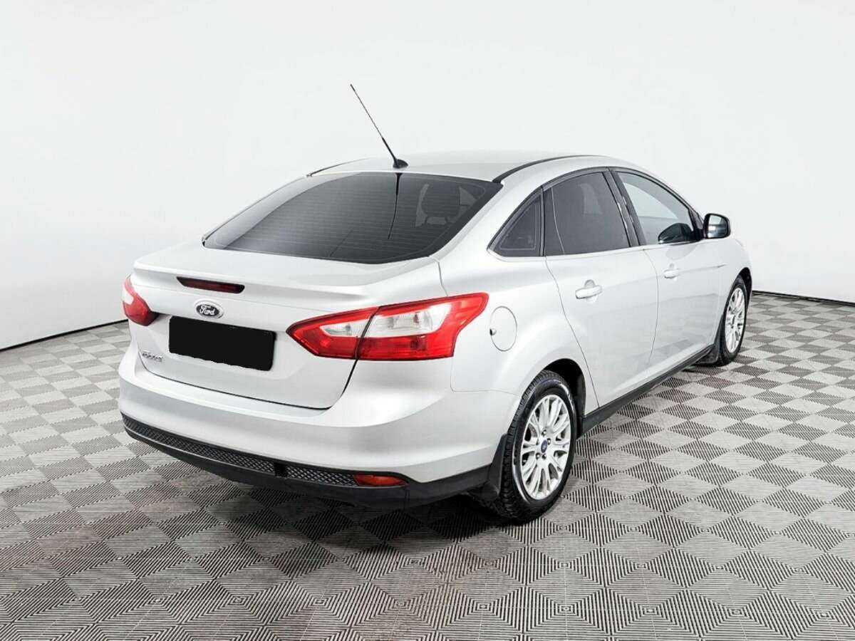 Ford Focus б/у, 2012, Механическая. Фото: #4