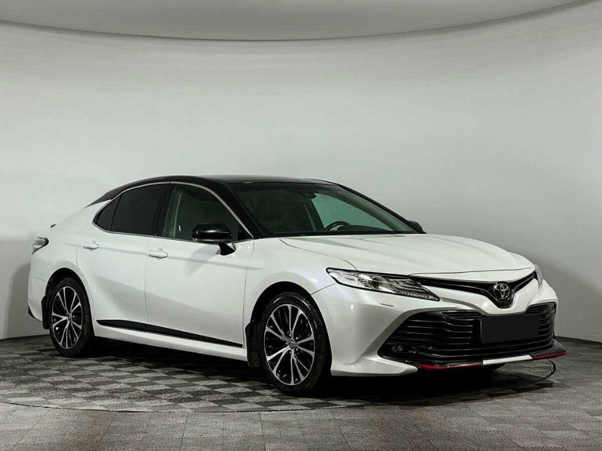 Toyota Camry б/у, 2020, Автоматическая. Фото: #2