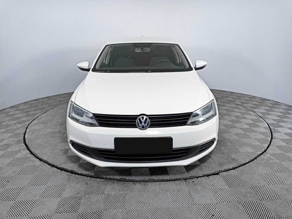 Volkswagen Jetta б/у, 2014, Механическая. Фото: #1