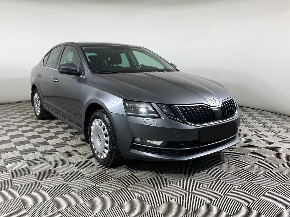 Skoda Octavia б/у, 2018, Механическая. Фото: #2