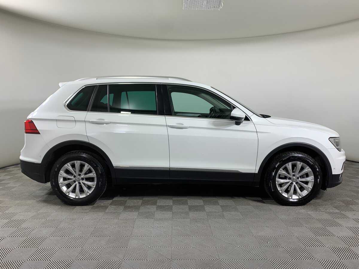 Volkswagen Tiguan б/у, 2017, Роботизированная. Фото: #3