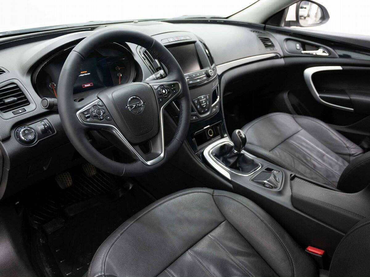 Opel Insignia б/у, 2013, Механическая. Фото: #9