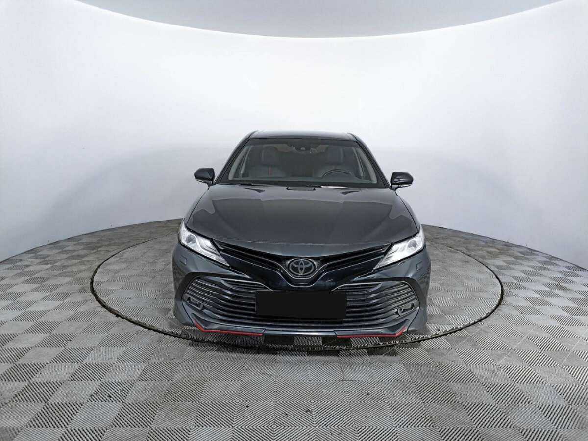 Toyota Camry б/у, 2020, Автоматическая. Фото: #1