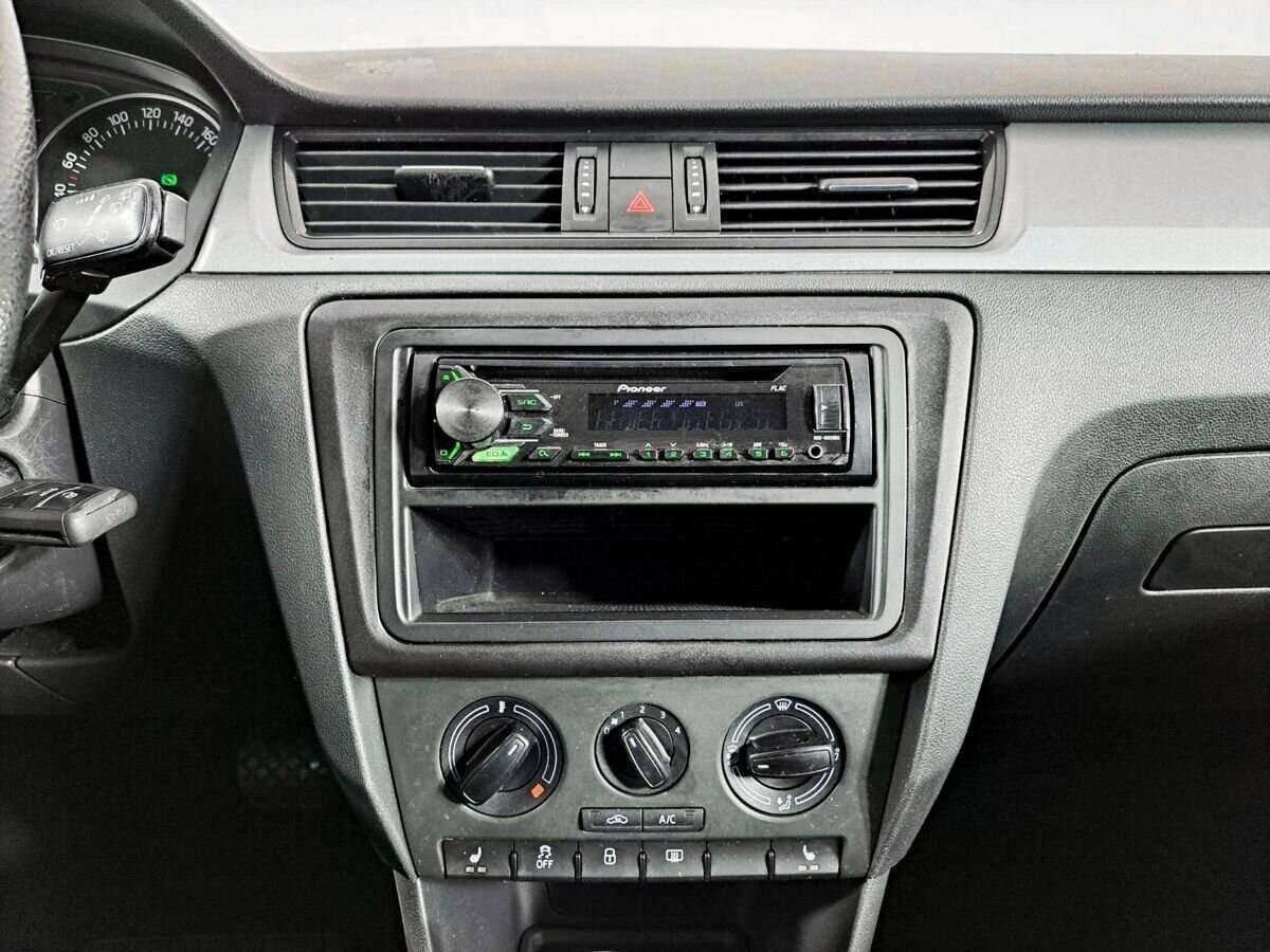 Skoda Rapid б/у, 2017, Автоматическая. Фото: #14