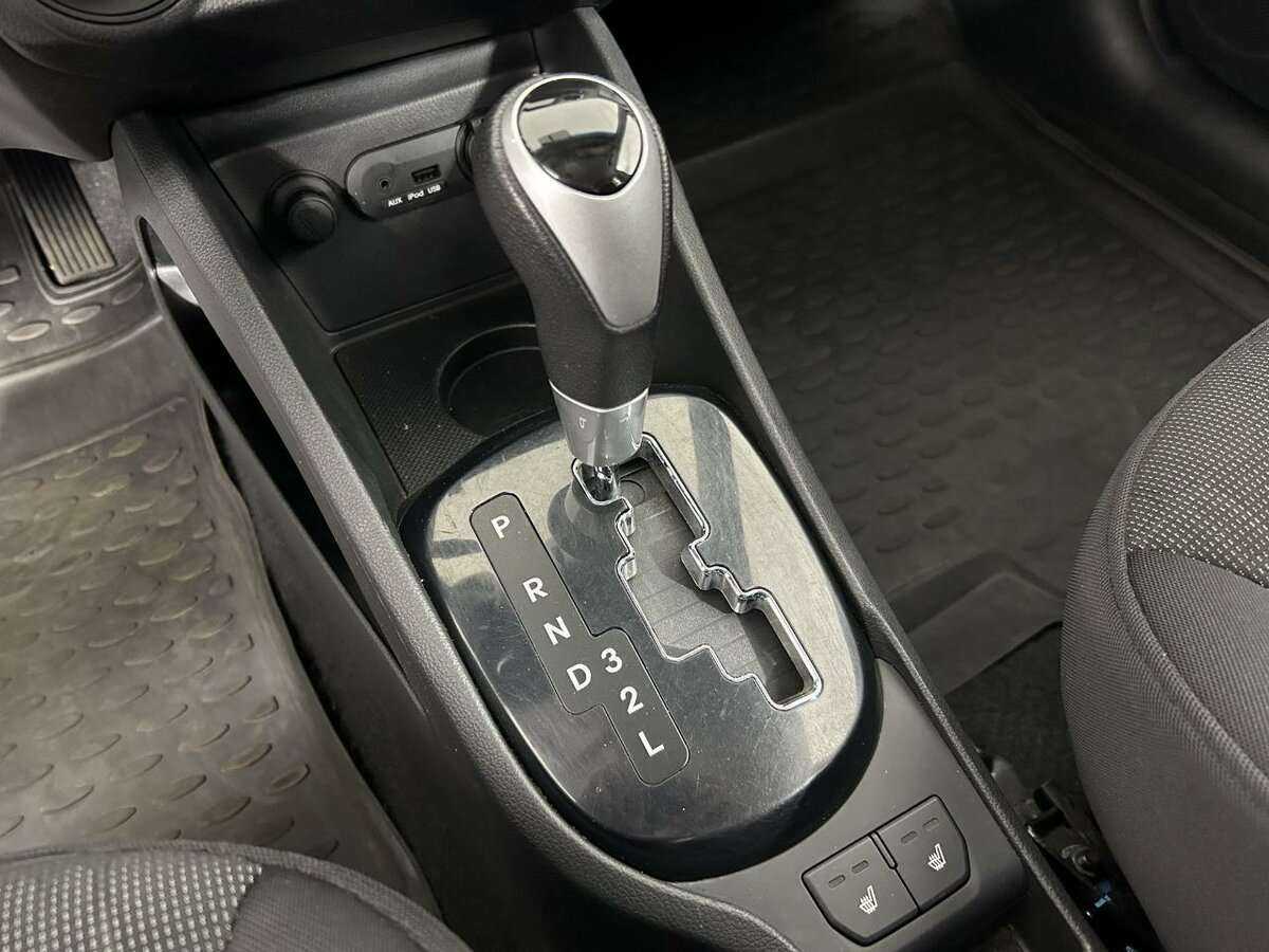 Kia Rio б/у, 2013, Автоматическая. Фото: #12