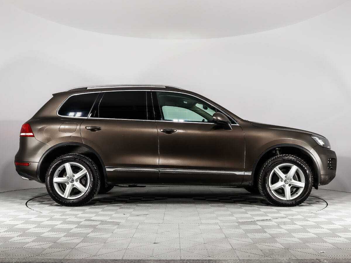 Volkswagen Touareg б/у, 2012, Автоматическая. Фото: #3