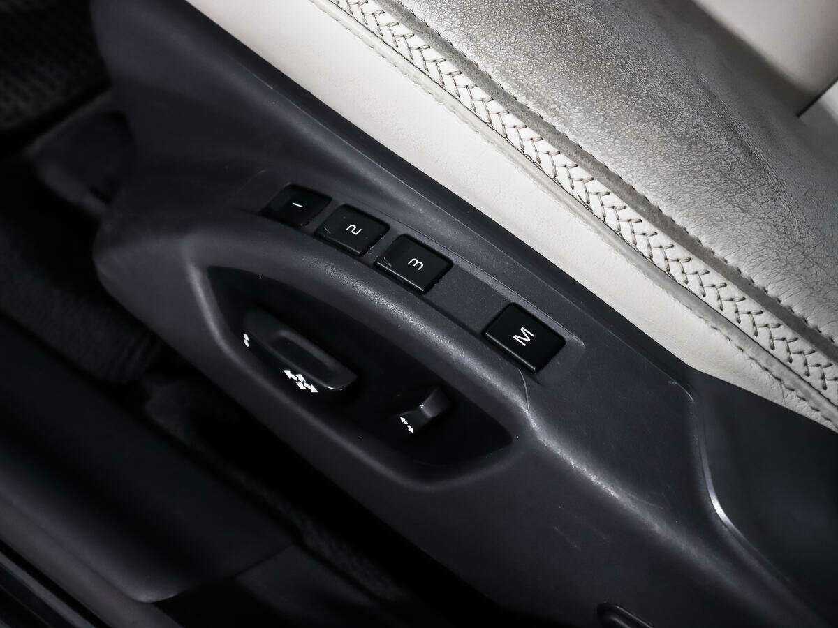 Volvo XC70 б/у, 2014, Автоматическая. Фото: #9