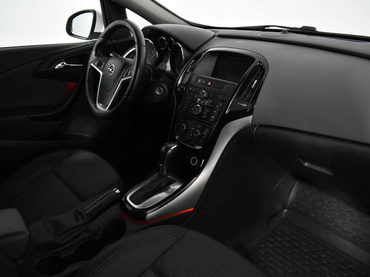 Opel Astra б/у, 2014, Автоматическая. Фото: #9