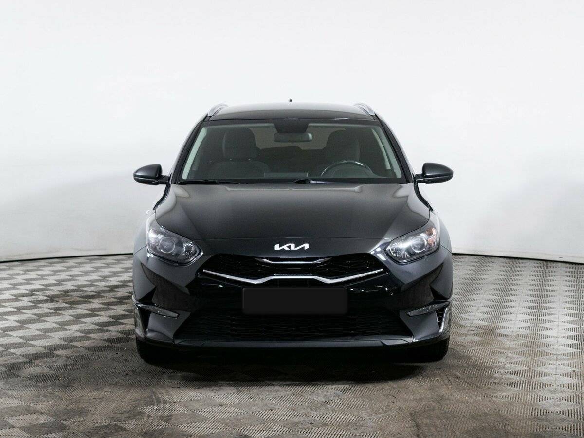Kia Ceed б/у, 2022, Автоматическая. Фото: #1