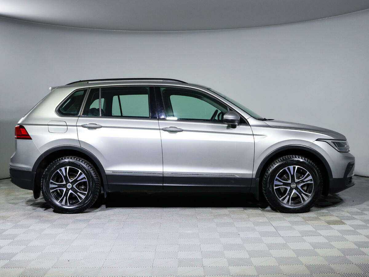 Volkswagen Tiguan б/у, 2021, Роботизированная. Фото: #2