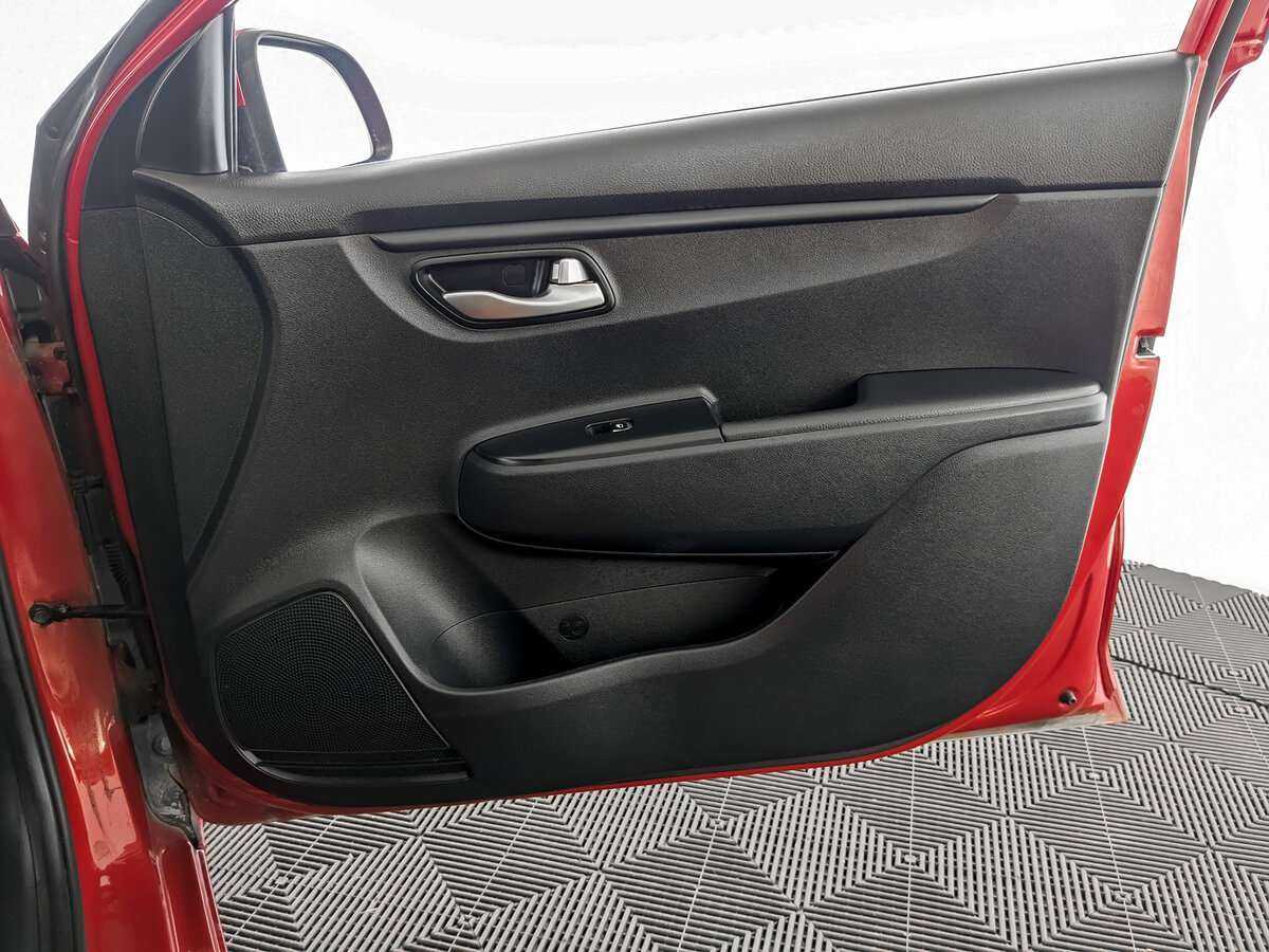 Kia Rio б/у, 2019, Механическая. Фото: #18
