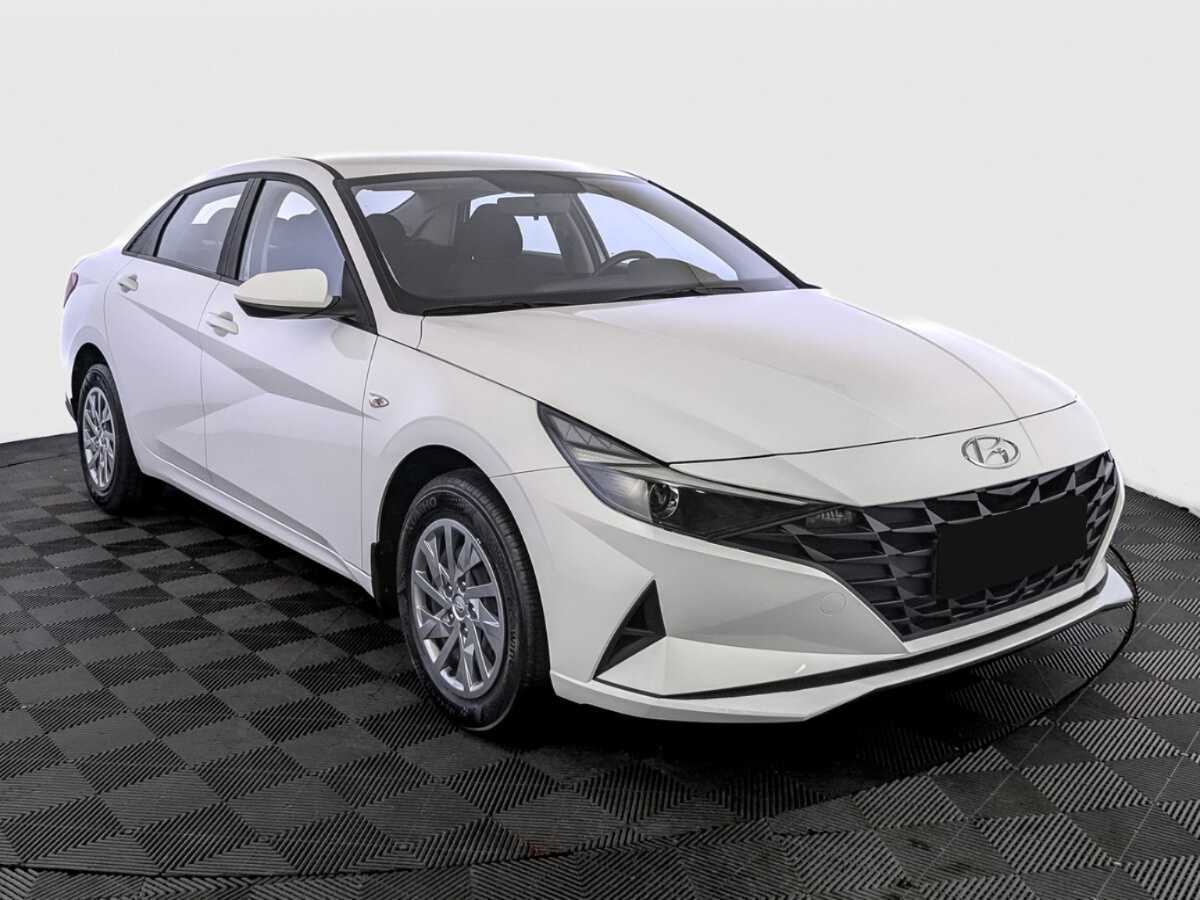 Hyundai Elantra б/у, 2022, Автоматическая. Фото: #2