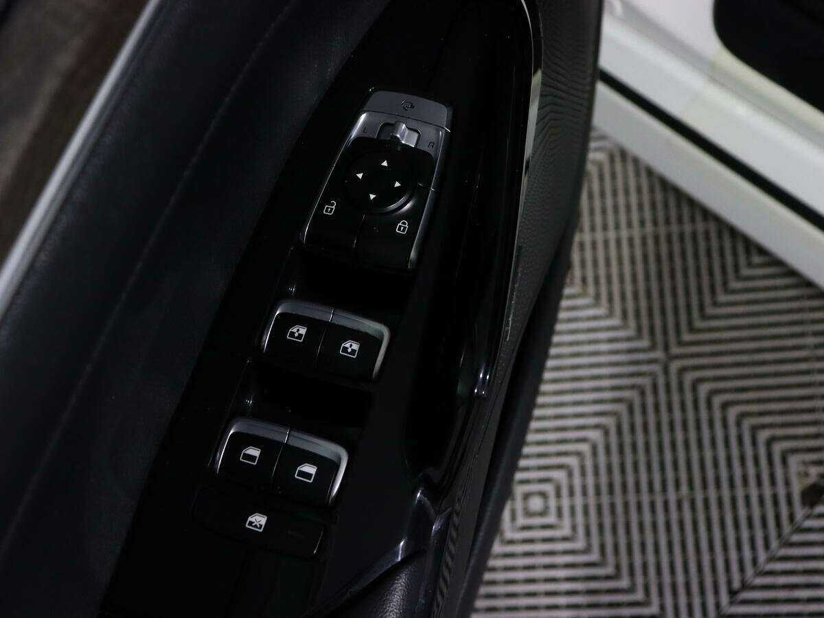 Kia K5 б/у, 2020, Автоматическая. Фото: #14