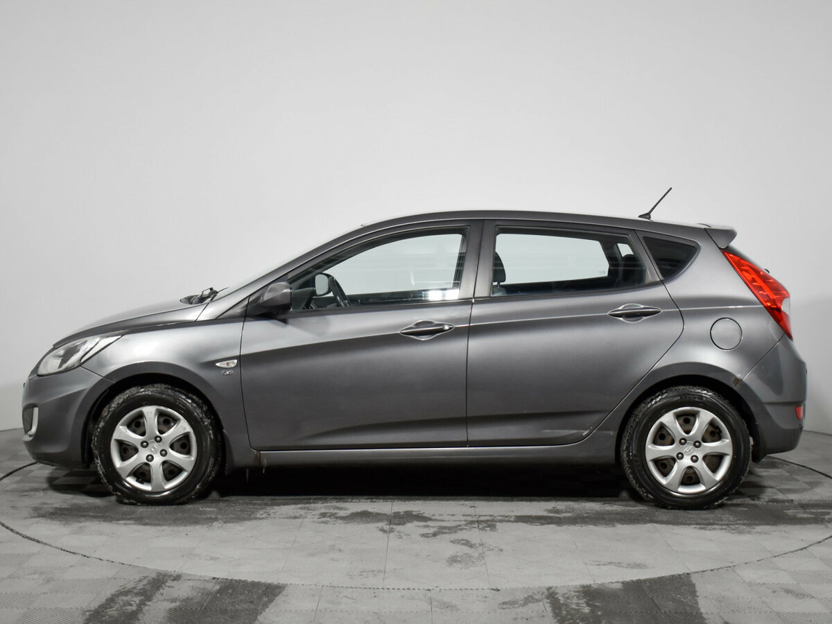 Hyundai Solaris б/у, 2012, Автоматическая. Фото: #7