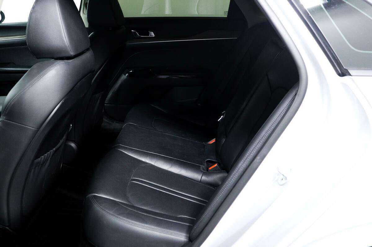 Kia K5 б/у, 2020, Автоматическая. Фото: #11