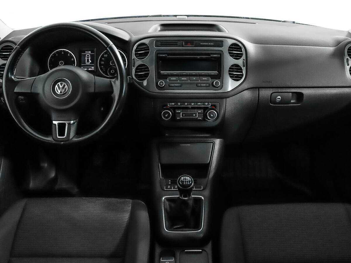 Volkswagen Tiguan б/у, 2014, Механическая. Фото: #11