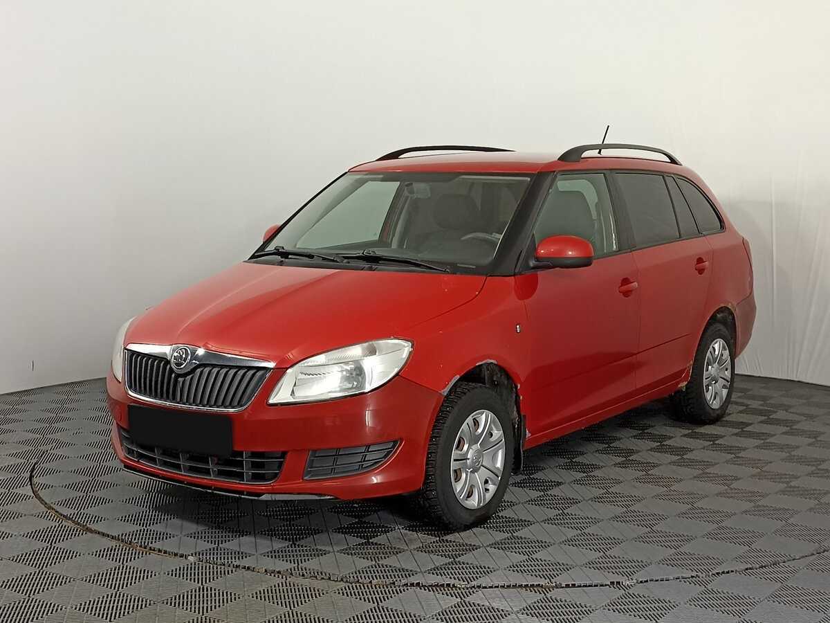 Skoda Fabia б/у, 2014, Механическая. Посмотреть фото