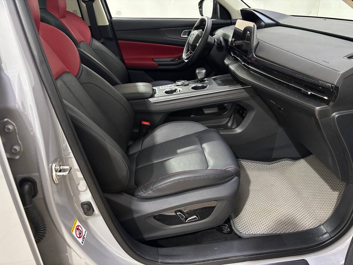 Changan UNI-S (CS55 Plus) б/у, 2024, Роботизированная. Фото: #11