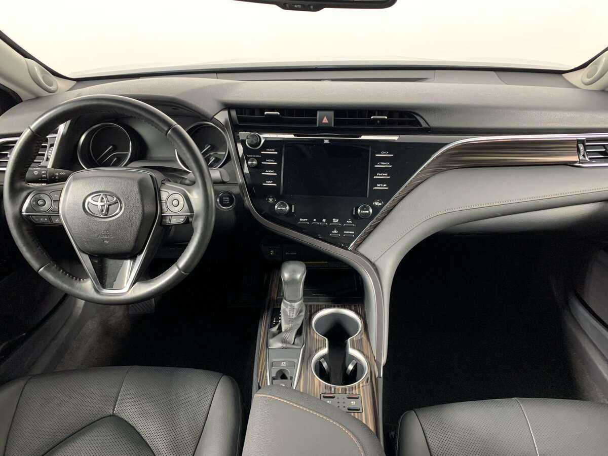 Toyota Camry б/у, 2020, Автоматическая. Фото: #10