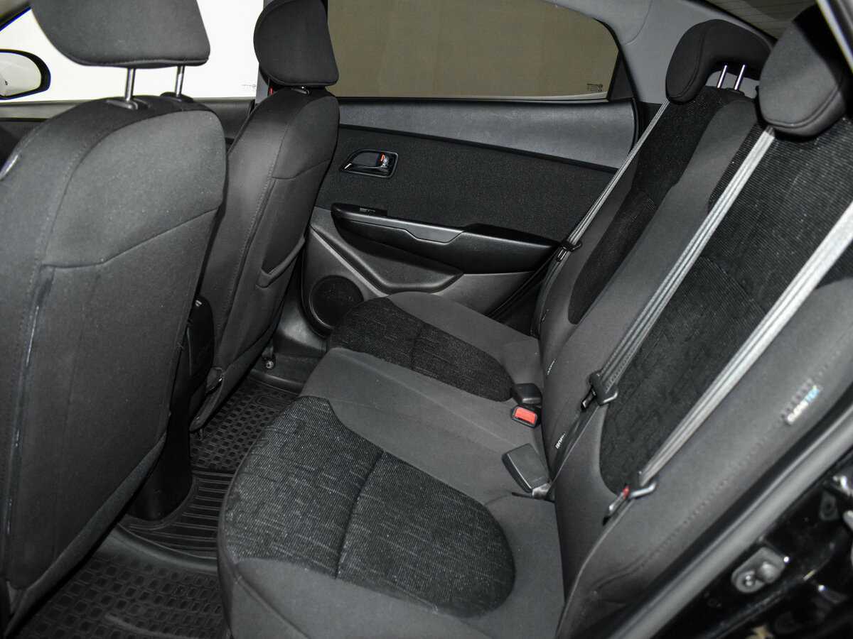 Kia Rio б/у, 2013, Автоматическая. Фото: #11