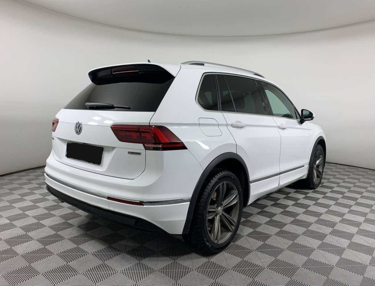 Volkswagen Tiguan б/у, 2018, Роботизированная. Фото: #4