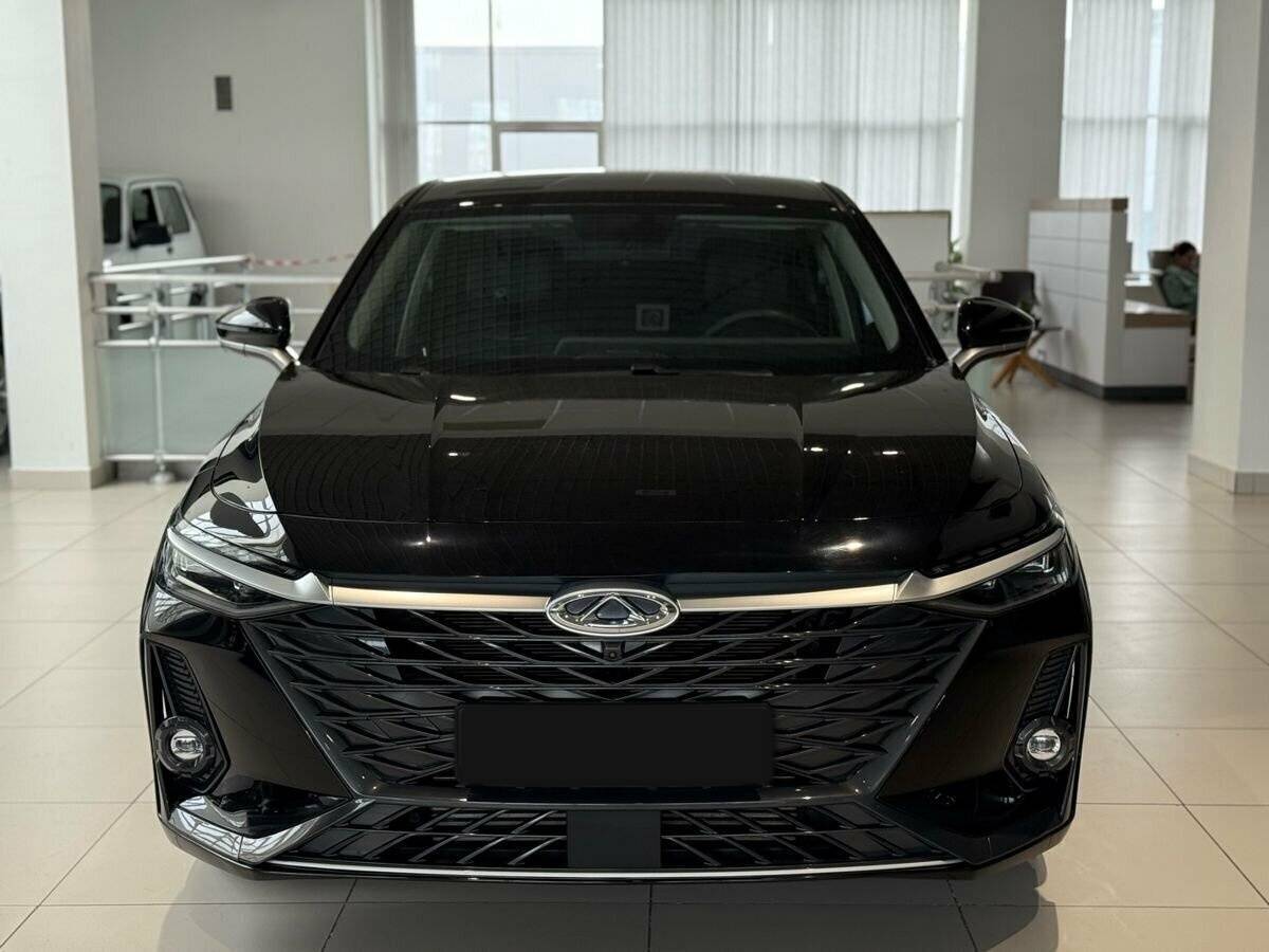 Chery Arrizo 8 б/у, 2024, Роботизированная. Фото: #1