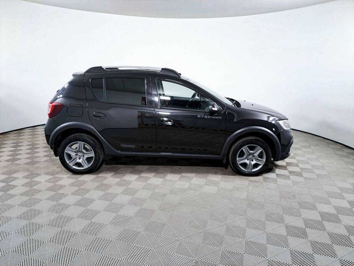 Renault Sandero б/у, 2021, Механическая. Фото: #3