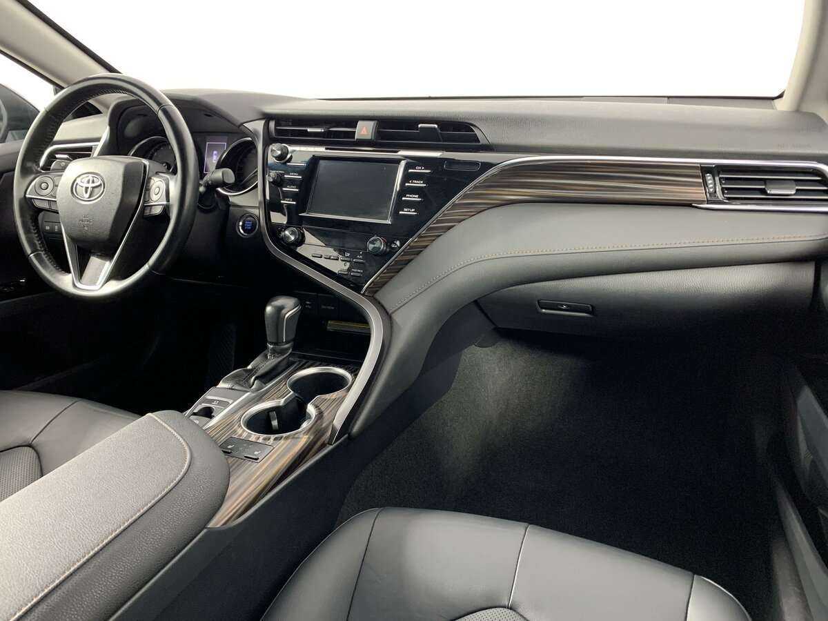 Toyota Camry б/у, 2019, Автоматическая. Фото: #8