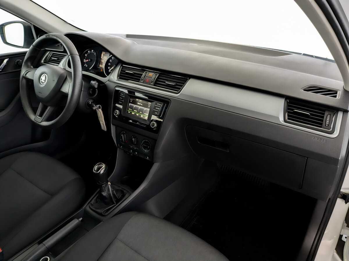Skoda Rapid б/у, 2017, Механическая. Фото: #10