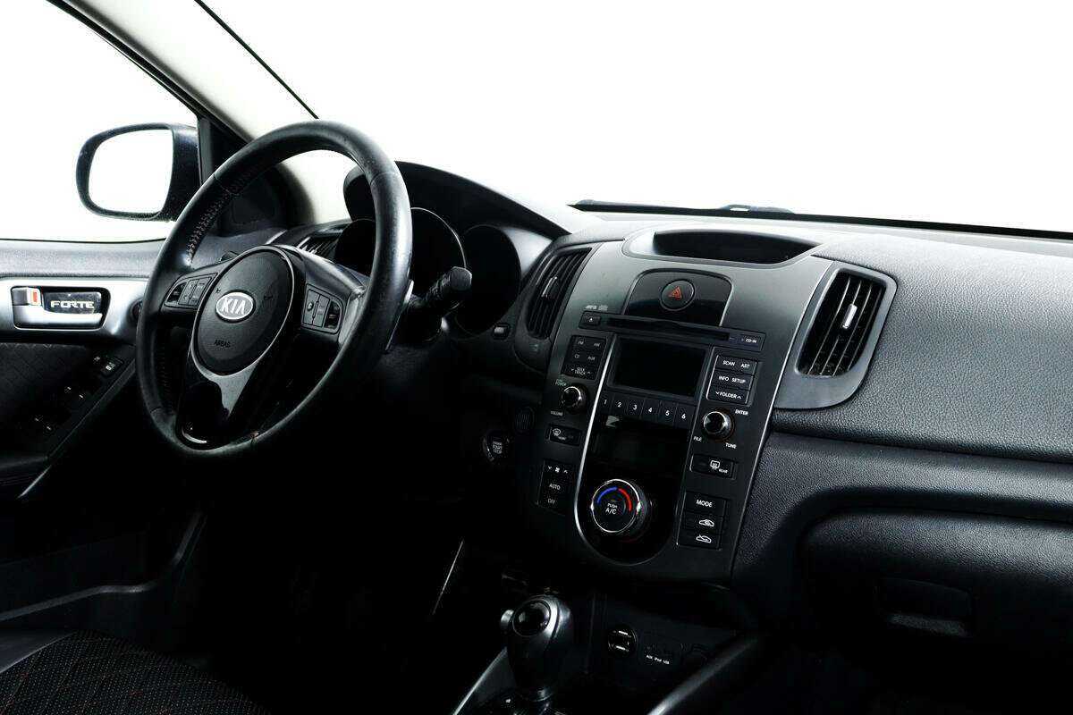 Kia Cerato б/у, 2012, Автоматическая. Фото: #8