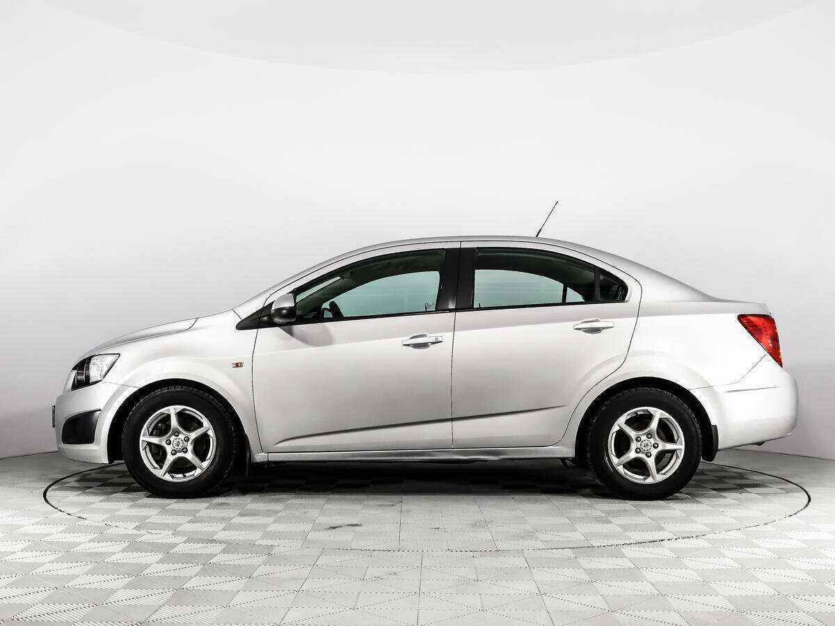 Chevrolet Aveo б/у, 2014, Механическая. Фото: #7