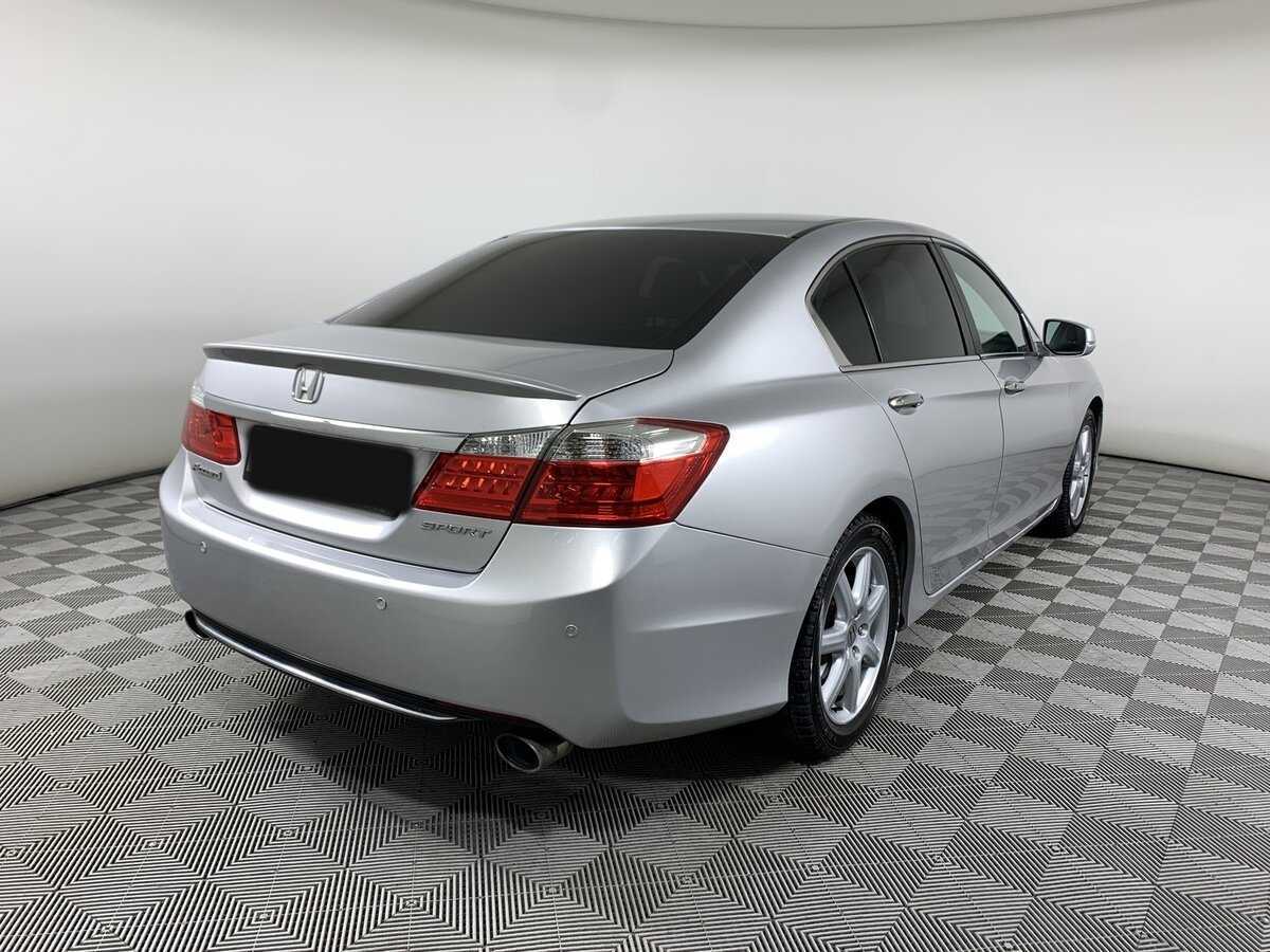 Honda Accord б/у, 2013, Автоматическая. Фото: #3