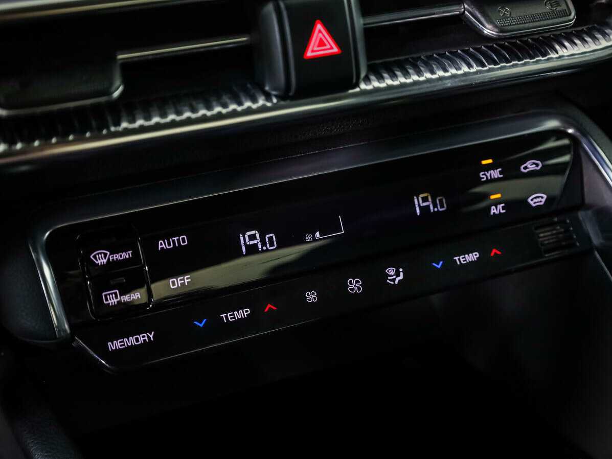 Kia K5 б/у, 2021, Автоматическая. Фото: #12