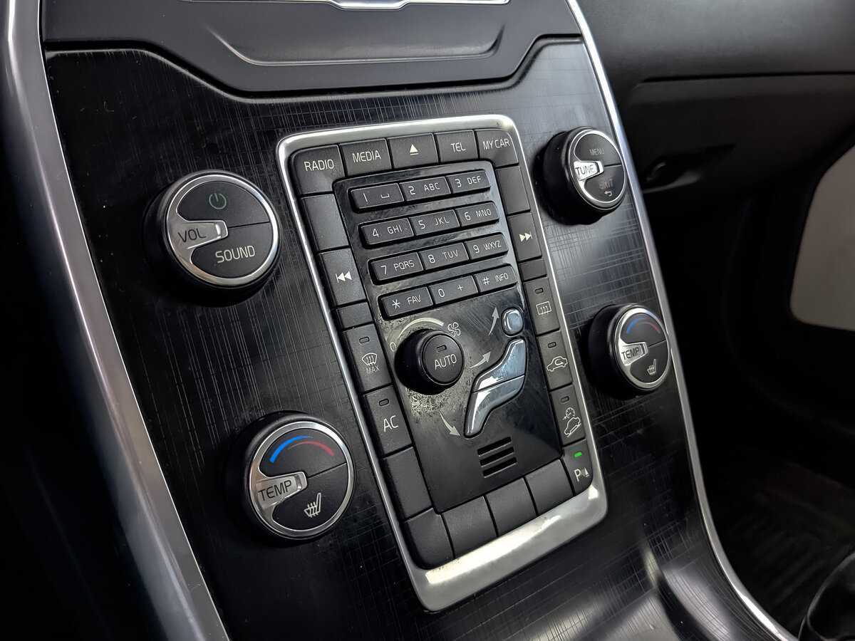 Volvo XC70 б/у, 2012, Автоматическая. Фото: #16