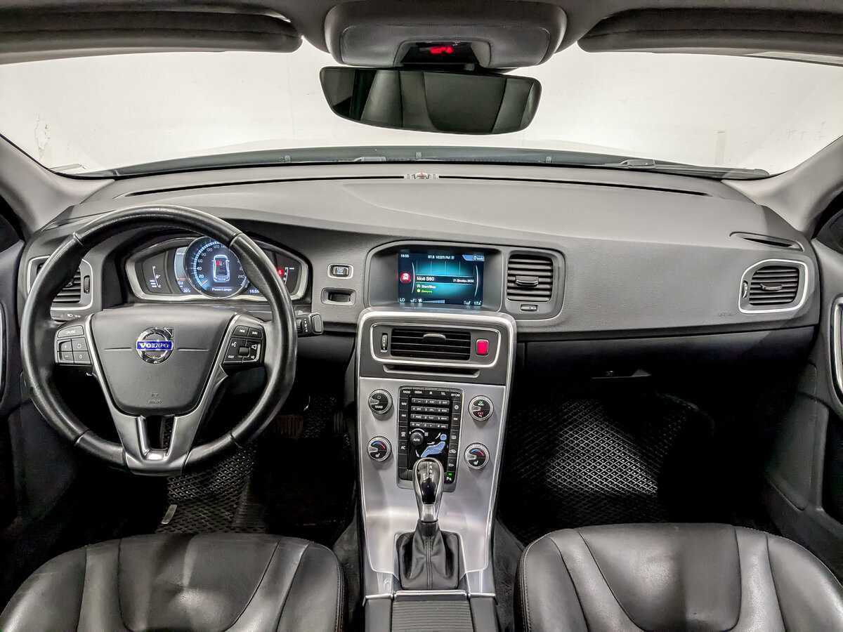 Volvo S60 б/у, 2016, Автоматическая. Фото: #14
