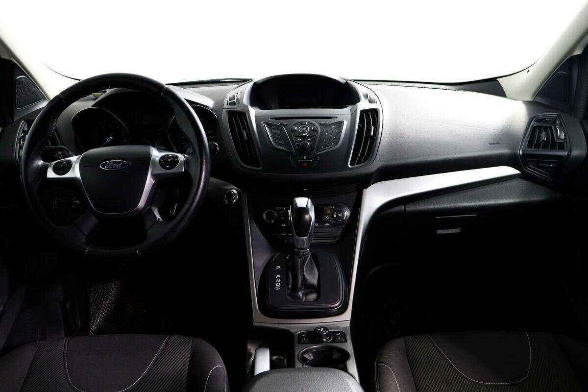 Ford Kuga б/у, 2015, Автоматическая. Фото: #10