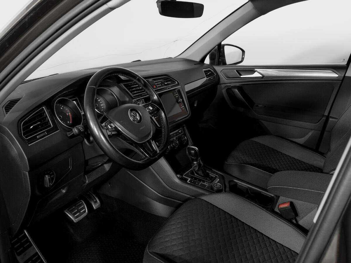 Volkswagen Tiguan б/у, 2018, Роботизированная. Фото: #15