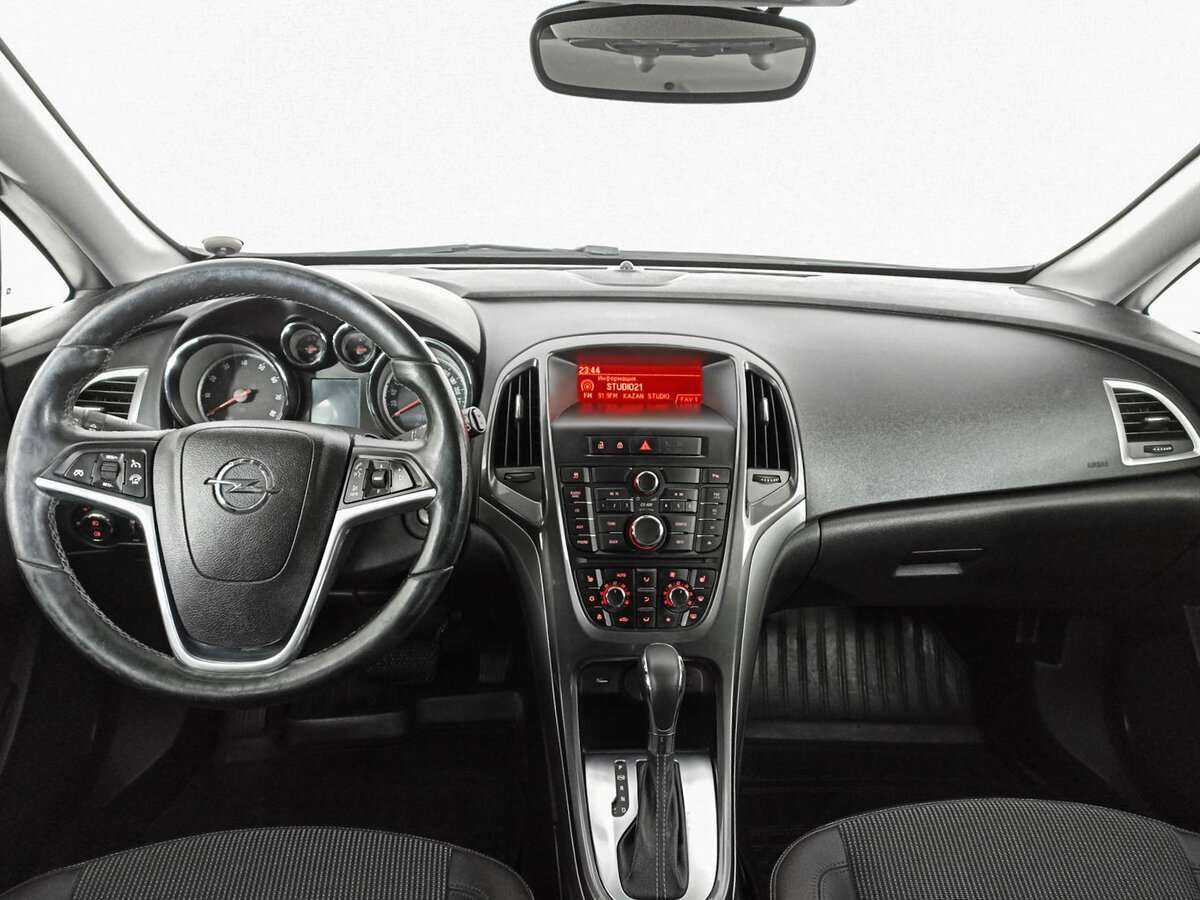 Opel Astra б/у, 2012, Автоматическая. Фото: #11