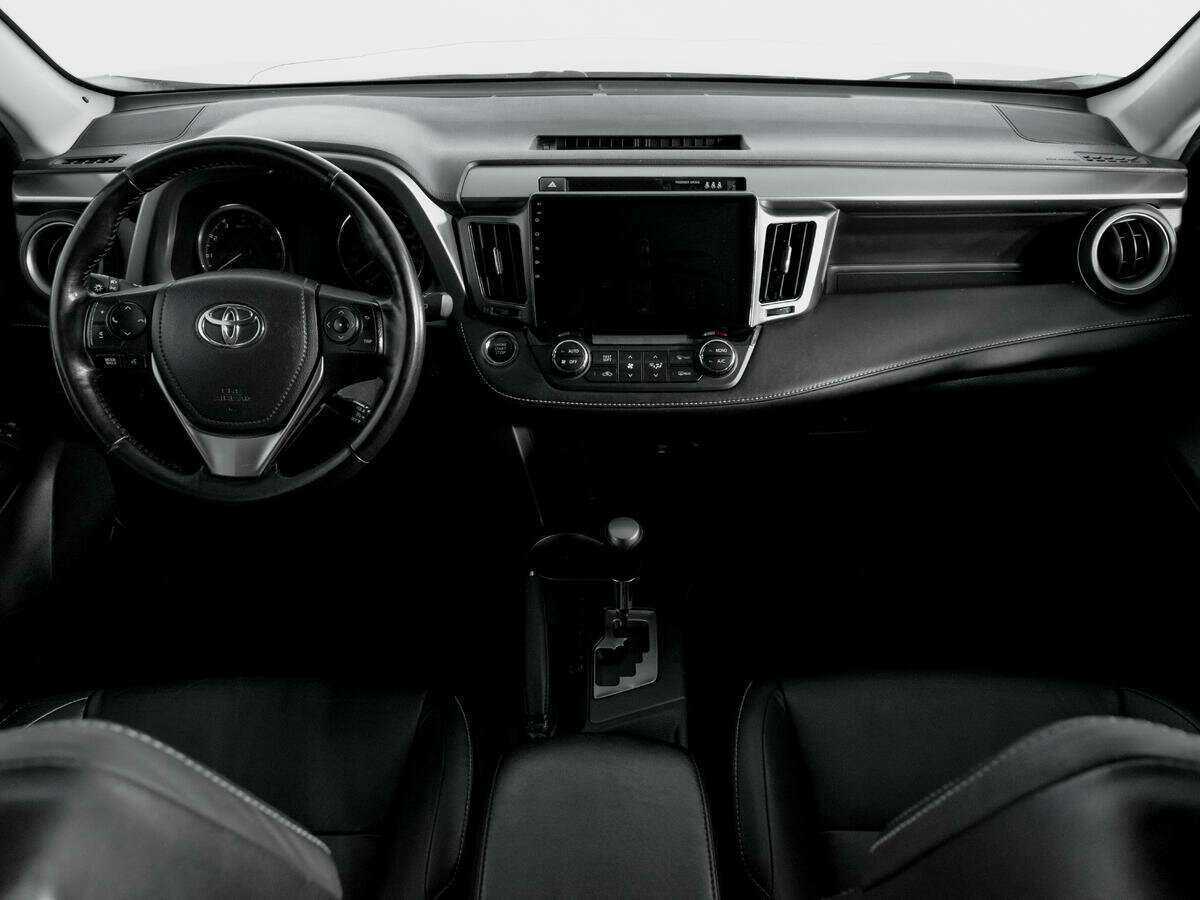 Toyota RAV4 б/у, 2016, Автоматическая. Фото: #11