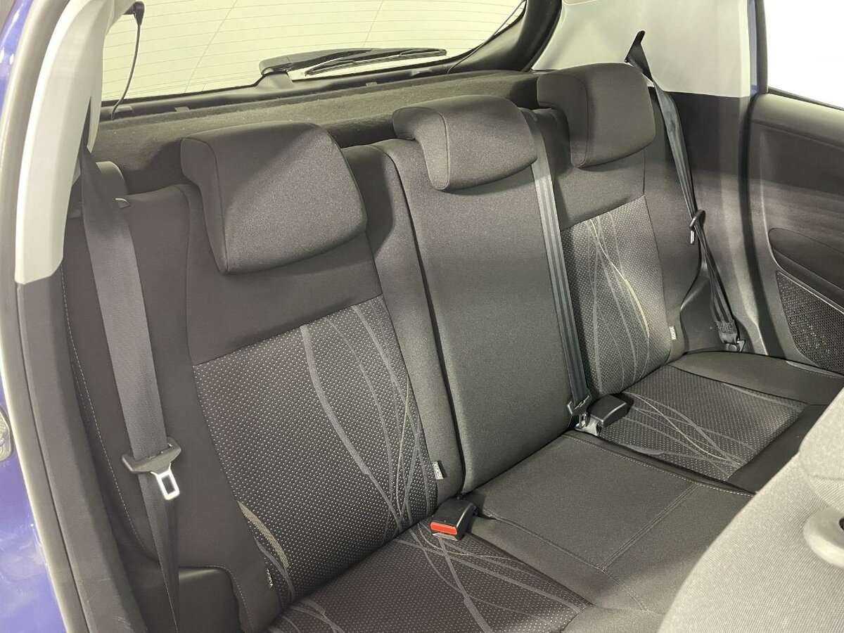 Peugeot 208 б/у, 2014, Автоматическая. Фото: #14